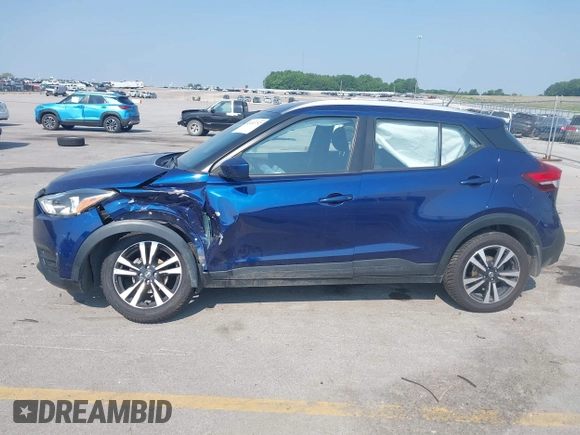 2018 Nissan Kicks SV with VIN 3N1CP5CUXJL506608, listed as a IAAI auction lot 42451752 with 77,235 mi miles and . Bid and sale history available at DreamBid. Image 14.