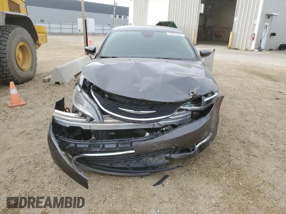 2016 Chrysler 200 Limited with VIN 1C3CCCAB3GN140406, listed as a Copart auction lot 70701854 with 152,571 mi miles and Salvage Title. Bid and sale history available at DreamBid. Image 5.