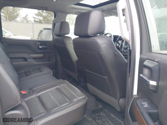 2018 GMC Sierra 1500 Denali with VIN 3GTU2PEJ6JG520383, listed as a IAAI auction lot 41849192 with 152,970 mi miles. Bid and sale history available at carsss.com. Image 8.