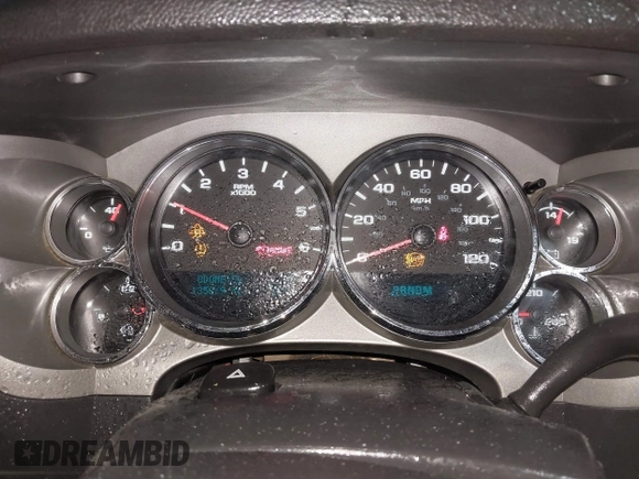2011 Chevrolet Silverado 1500 LT with VIN 1GCPKSE39BF265085, listed as a IAAI auction lot 42198467 with 135,879 mi miles and . Bid and sale history available at DreamBid. Image 7.