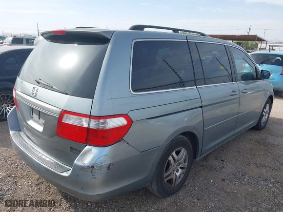 2007 Honda Odyssey EX-L with VIN 5FNRL38617B021850, listed as a IAAI auction lot 41852809 with 136,892 mi miles. Bid and sale history available at carsss.com. Image 4.