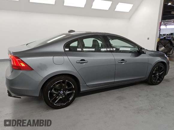 2017 Volvo S60 Dynamic с VIN YV126MFL7H2424463, выставлен на аукционе Copart как лот 54605305 с пробегом 106 223 миль миль и Чистый • Clean title. История ставок и продаж доступна на DreamBid. Изображение 3.