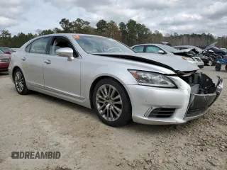2016 Lexus LS 460 L with VIN JTHGL5EF9G5056725, listed as a Copart auction lot 49568625 with 87,226 mi miles and Salvage title. Bid and sale history available at DreamBid. Image 4.