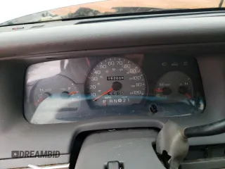 1999 Mercury Grand Marquis LS z VIN 2MEFM75W3XX617388, wystawiony jako Copart lot #58811195 z przebiegiem 162 600 mil mil oraz Szkoda całkowita • Salvage title. Historia ofert i sprzedaży dostępna na DreamBid. Obrazek 9.