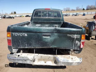 2000 Toyota Tacoma PreRunner with VIN 4TASM92N1YZ680858, listed as a Copart auction lot 47005745 with 333,428 mi miles and Salvage title. Bid and sale history available at DreamBid. Image 6.