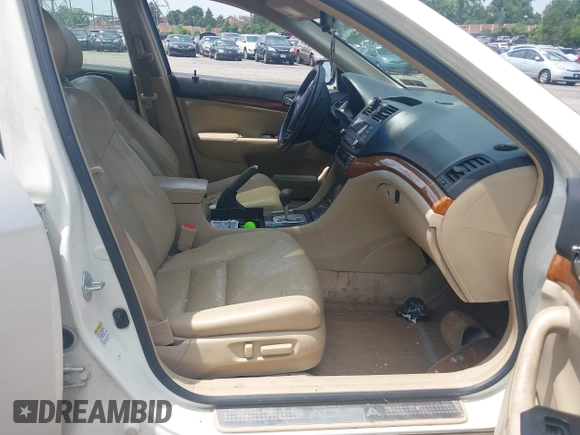 2006 Acura TSX with VIN JH4CL96856C005805, listed as a IAAI auction lot 42610920 with 196,183 mi miles and . Bid and sale history available at DreamBid. Image 5.