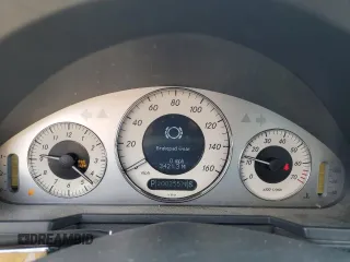 2007 Mercedes-Benz E 350 z VIN WDBUF56X37A993305, wystawiony jako Copart lot #53154775 z przebiegiem 200 255 mil mil oraz Szkoda całkowita • Salvage title. Historia ofert i sprzedaży dostępna na DreamBid. Obrazek 9.
