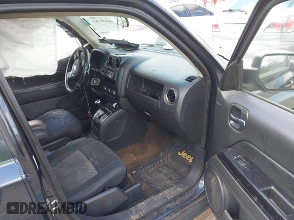 2014 Jeep Patriot Sport z VIN 1C4NJPBA1ED643023, wystawiony jako IAAI lot #40076783 z przebiegiem 164 025 mil mil oraz . Historia ofert i sprzedaży dostępna na DreamBid. Obrazek 5.