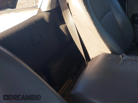2018 Ford F-150 XL with VIN 1FTMF1C59JKF99158, listed as a IAAI auction lot 41356147 with 200,694 mi miles. Bid and sale history available at carsss.com. Image 8.