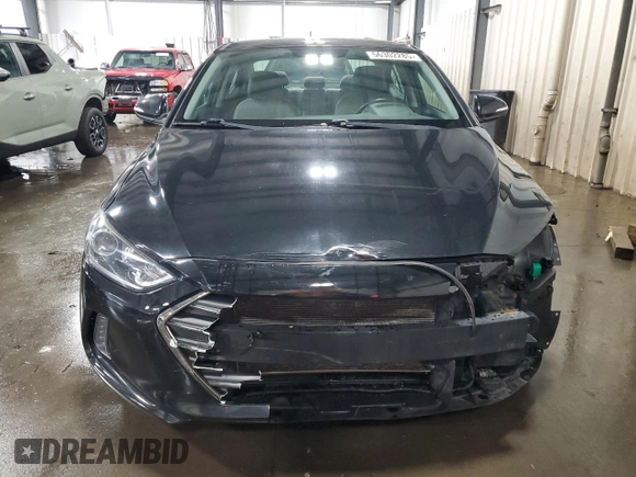 2017 Hyundai Elantra SE z VIN 5NPD84LF5HH002214, wystawiony jako Copart lot #56302285 z przebiegiem 135 856 mil mil oraz Szkoda całkowita • Salvage title. Historia ofert i sprzedaży dostępna na DreamBid. Obrazek 5.