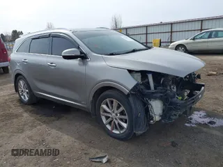 2016 Kia Sorento SX z VIN 5XYPKDA52GG173209, wystawiony jako IAAI lot #41746102 z przebiegiem 159 361 mil mil oraz . Historia ofert i sprzedaży dostępna na DreamBid. Obrazek 1.
