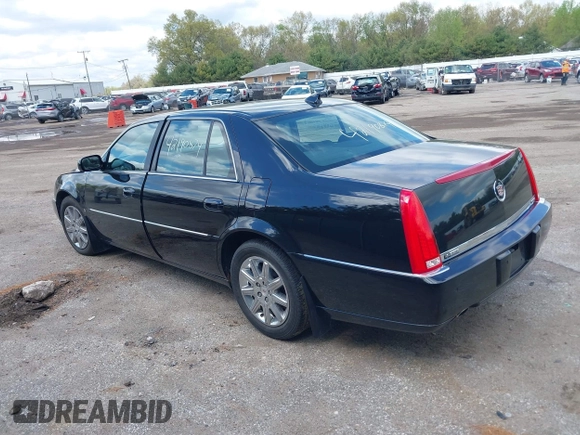 2009 Cadillac DTS 1SC z VIN 1G6KD57Y29U141800, wystawiony jako IAAI lot #42190874 z przebiegiem 115 043 mil mil oraz . Historia ofert i sprzedaży dostępna na DreamBid. Obrazek 3.