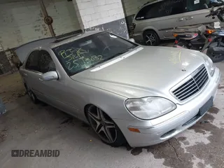 2002 Mercedes-Benz S 430 with VIN WDBNG70JX2A310218, listed as a IAAI auction lot 41866602 with Not Provided miles and . Bid and sale history available at carsss.com. Image 1.