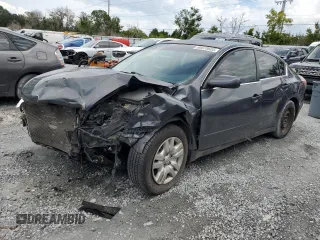 2011 Nissan Altima S with VIN 1N4AL2AP0BC121797, listed as a Copart auction lot 60678605 with 150,828 mi miles and Salvage title. Bid and sale history available at DreamBid. Image 1.