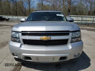 2013 Chevrolet Avalanche LS with VIN 3GNTKEE73DG370698, listed as a Copart auction lot 54191395 with 124,046 mi miles and Salvage title. Bid and sale history available at DreamBid. Image 5.
