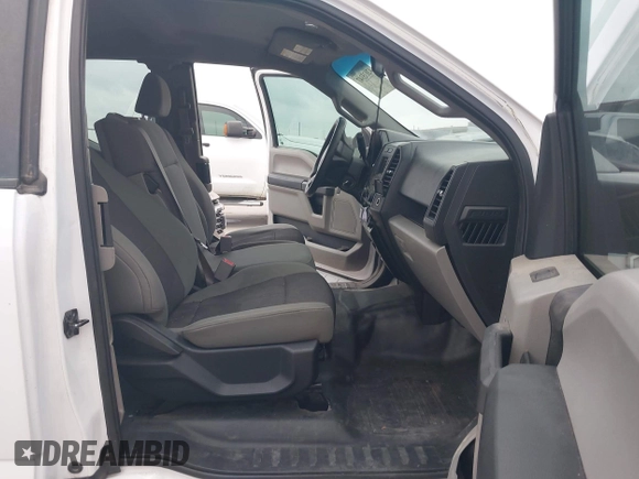2015 Ford F-150 XL with VIN 1FTEX1CGXFKE20104, listed as a IAAI auction lot 42035347 with 196,674 mi miles. Bid and sale history available at carsss.com. Image 5.