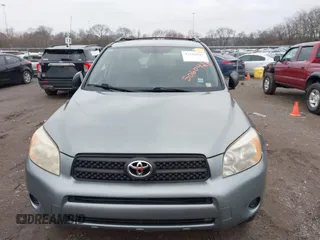 2007 Toyota RAV4 with VIN JTMZD33V475060428, listed as a IAAI auction lot 41565817 with Not Provided miles. Bid and sale history available at carsss.com. Image 6.
