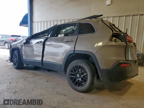 2017 Jeep Cherokee Latitude с VIN 1C4PJLCB5HW508872, выставлен на аукционе Copart как лот 59713265 с пробегом 139 682 миль миль и На запчасти • Non repairable. История ставок и продаж доступна на DreamBid. Изображение 2.