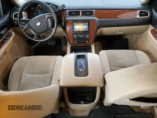 2007 Chevrolet Avalanche LT w/3LT with VIN 3GNFK12387G242923, listed as a Copart auction lot 49131214 with 176,471 mi miles and Salvage Title. Bid and sale history available at carsss.com. Image 8.