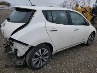 2015 Nissan LEAF SV with VIN 1N4AZ0CP2FC318640, listed as a Copart auction lot 47605593 with 48,523 mi miles. Bid and sale history available at carsss.com. Image 3.