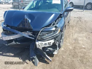 2021 Honda Insight EX with VIN 19XZE4F5XME003262, listed as a IAAI auction lot 41875669 with 43,005 mi miles and . Bid and sale history available at carsss.com. Image 6.