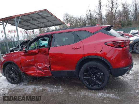 2023 Chevrolet Blazer LT z VIN 3GNKBJRS1PS225535, wystawiony jako IAAI lot #41389360 z przebiegiem 7 197 mil mil oraz . Historia ofert i sprzedaży dostępna na DreamBid. Obrazek 14.
