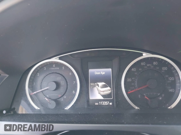 2015 Toyota Camry XLE with VIN 4T1BF1FK9FU109916, listed as a IAAI auction lot 41985371 with 113,357 mi miles. Bid and sale history available at carsss.com. Image 15.