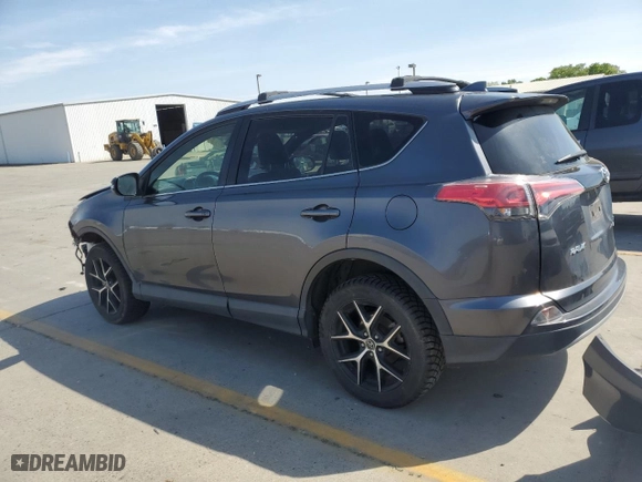2018 Toyota RAV4 SE with VIN JTMJFREV9JD225300, listed as a Copart auction lot 50724284 with 43,619 mi miles. Bid and sale history available at carsss.com. Image 2.