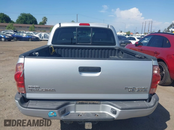 2007 Toyota Tacoma PreRunner с VIN 5TEJU62NX7Z450754, выставлен на аукционе IAAI как лот 42167915 с пробегом 221 560 миль миль и . История ставок и продаж доступна на DreamBid. Изображение 16.