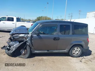 2010 Honda Element LX with VIN 5J6YH1H32AL000902, listed as a IAAI auction lot 41804668 with 90,775 mi miles and . Bid and sale history available at DreamBid. Image 14.