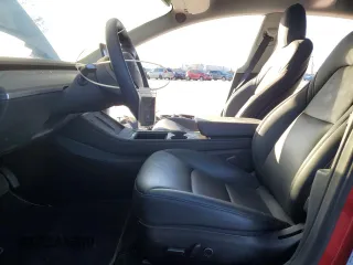 2022 Tesla Model 3 Long Range z VIN 5YJ3E1EB0NF107170, wystawiony jako Copart lot #79067033 z przebiegiem 51 921 mil mil oraz Czysty tytuł • Clean title. Historia ofert i sprzedaży dostępna na DreamBid. Obrazek 7.