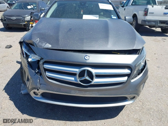 2016 Mercedes-Benz GLA with VIN WDCTG4EB5GJ220730, listed as a IAAI auction lot 41825251 with 100,594 mi miles. Bid and sale history available at carsss.com. Image 6.