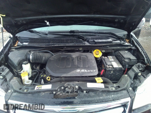 2015 Chrysler Town & Country Touring L with VIN 2C4RC1CG7FR539937, listed as a IAAI auction lot 41817807 with 158,400 mi miles and . Bid and sale history available at carsss.com. Image 10.