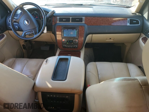 2008 Chevrolet Suburban LT w/2LT with VIN 3GNFK16388G198756, listed as a Copart auction lot 88506875 with 185,615 mi miles and Salvage Title. Bid and sale history available at carsss.com. Image 8.