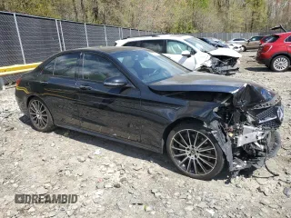 2019 Mercedes-Benz C 300 z VIN 55SWF8EB3KU322149, wystawiony jako Copart lot #53491855 z przebiegiem 53 837 mil mil oraz Szkoda całkowita • Salvage title. Historia ofert i sprzedaży dostępna na DreamBid. Obrazek 4.