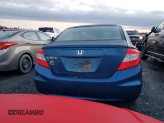 2012 Honda Civic z VIN 2HGFB2F4XCH015617, wystawiony jako Copart lot #49930735 z przebiegiem 255 864 mil mil oraz Szkoda całkowita • Salvage title. Historia ofert i sprzedaży dostępna na DreamBid. Obrazek 6.