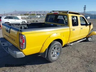 2003 Nissan Frontier SE z VIN 1N6ED29X13C458619, wystawiony jako IAAI lot #41370222 z przebiegiem 121 006 mil mil oraz . Historia ofert i sprzedaży dostępna na DreamBid. Obrazek 4.