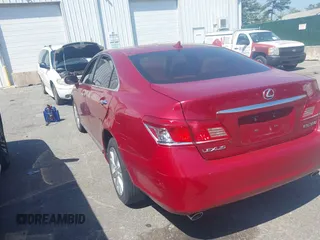 2010 Lexus ES 330 with VIN JTHBK1EG6A2409140, listed as a IAAI auction lot 42234675 with 134,489 mi miles and . Bid and sale history available at carsss.com. Image 3.