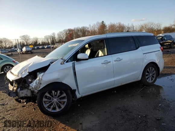2016 Kia Sedona SX with VIN KNDMC5C11G6131407, listed as a Copart auction lot 49962265 with 0 mi miles and Salvage Title. Bid and sale history available at carsss.com. Image 1.
