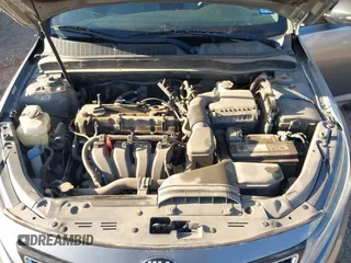 2015 Kia Optima EX z VIN 5XXGN4A7XFG402635, wystawiony jako IAAI lot #41952546 z przebiegiem 121 390 mil mil oraz . Historia ofert i sprzedaży dostępna na DreamBid. Obrazek 10.