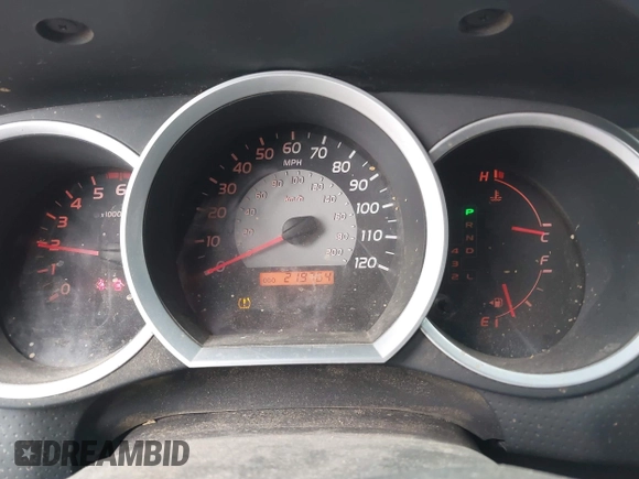 2006 Toyota Tacoma with VIN 5TEUU42N46Z183840, listed as a IAAI auction lot 41805575 with 219,764 mi miles. Bid and sale history available at carsss.com. Image 7.