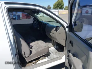 2005 Chevrolet Colorado LS Z85 z VIN 1GCCS146458251947, wystawiony jako IAAI lot #42527497 z przebiegiem 177 207 mil mil oraz . Historia ofert i sprzedaży dostępna na DreamBid. Obrazek 5.