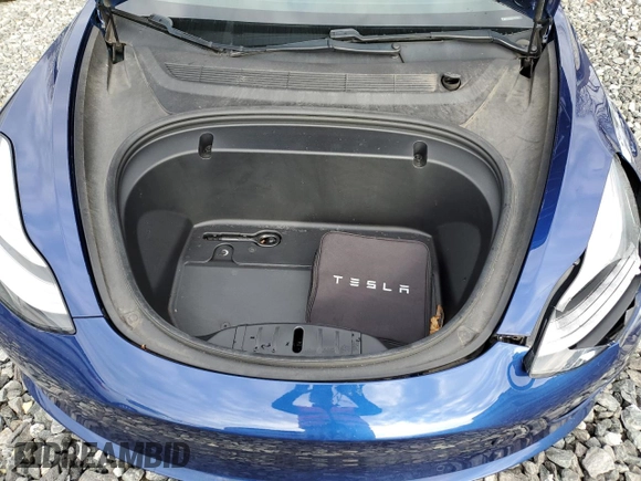 2020 Tesla Model 3 Long Range with VIN 5YJ3E1EB0LF664562, listed as a Copart auction lot 50484355 with 31,884 mi miles and Salvage Title. Bid and sale history available at carsss.com. Image 12.