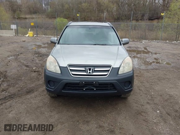 2005 Honda CR-V EX with VIN JHLRD78855C060637, listed as a IAAI auction lot 42079014 with 170,060 mi miles. Bid and sale history available at carsss.com. Image 6.