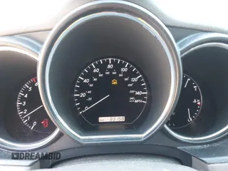 2005 Lexus RX 330 with VIN JTJHA31UX50085890, listed as a IAAI auction lot 42148119 with 83,158 mi miles and . Bid and sale history available at DreamBid. Image 7.