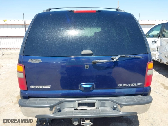 2002 Chevrolet Tahoe LT with VIN 1GNEC13Z52R257092, listed as a IAAI auction lot 41894646 with 333,103 mi miles. Bid and sale history available at carsss.com. Image 16.
