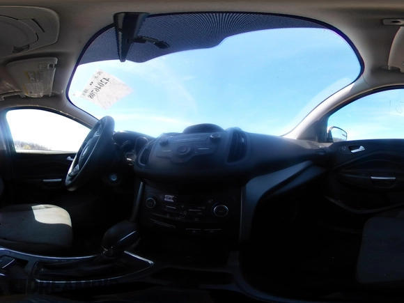 2018 Ford Escape SE z VIN 1FMCU9GD4JUB06181, wystawiony jako IAAI lot #42046708 z przebiegiem 160 987 mil mil oraz . Historia ofert i sprzedaży dostępna na DreamBid. Obrazek 19.