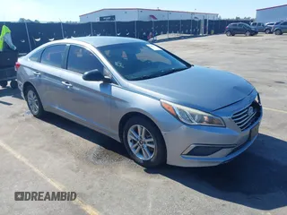 2016 Hyundai Sonata SE z VIN 5NPE24AF3GH348379, wystawiony jako IAAI lot #41645542 z przebiegiem 172 022 mil mil oraz . Historia ofert i sprzedaży dostępna na DreamBid. Obrazek 1.