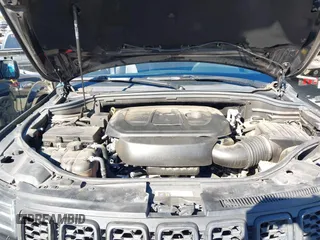 2019 Jeep Grand Cherokee Limited with VIN 1C4RJEBG4KC776127, listed as a IAAI auction lot 41704076 with 83,717 mi miles and . Bid and sale history available at DreamBid. Image 10.