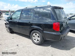 2005 Honda Pilot EX-L with NAVI with VIN 2HKYF18715H562492, listed as a IAAI auction lot 41627194 with 184,653 mi miles. Bid and sale history available at carsss.com. Image 3.